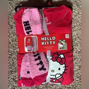 Hello Kitty Woman’s Pajama Set 🎄